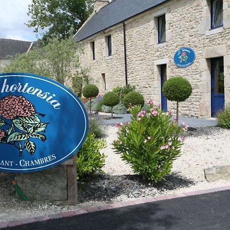 Hotel - Restaurant L'Hortensia Noyalo Exterior photo