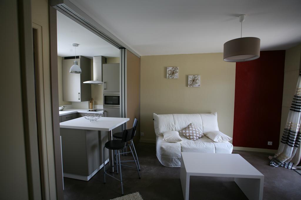Hotel - Restaurant L'Hortensia Noyalo Room photo